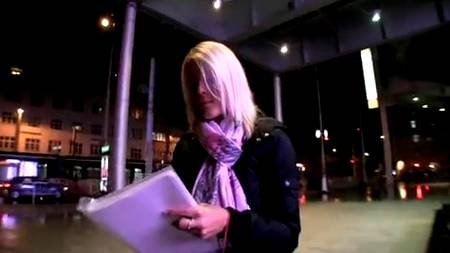 Взяла за щеку - получила планшет