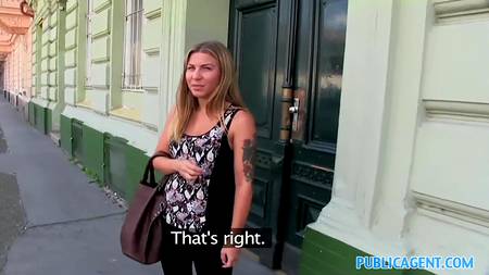 Деньги сделали скромницу шлюхой