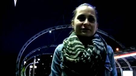 Скромница отдалась в кустах