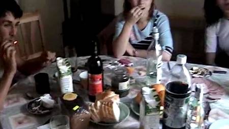 Студенты отметили сессию и сняли это на камеру