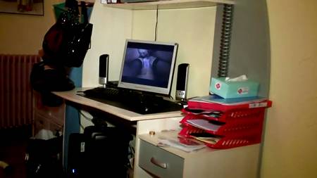 Белый парень ублажает чернокожую фею в обе дырки