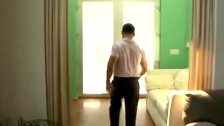 Черноволосая клиентка укротила риэлтора