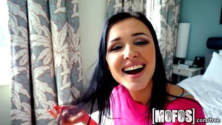 Классно встретила своего приятеля