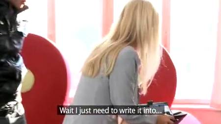 Юный студент развлекается с возрастной любовницей