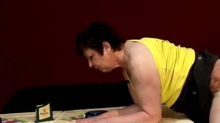 Толстая баба познакомилась с любвеобильным мужиком с бородкой