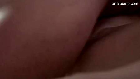 Супружская пара радуется нежному утреннему сексу