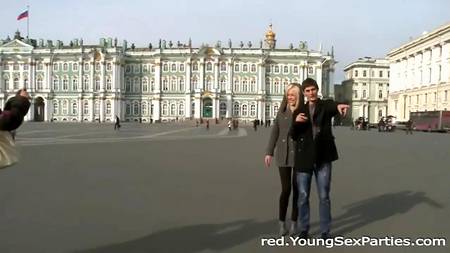 Русская оргия приятная для сексуально активной молодежи