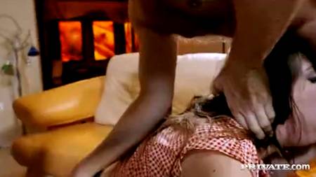 Милашка попросила своих приятелей устроить ей двойное проникновение