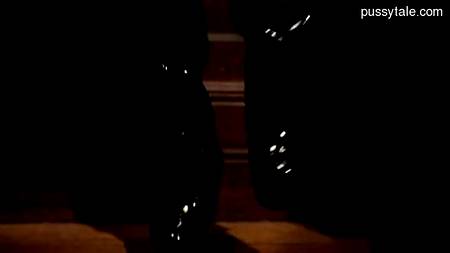 Служанка с большой задницей получила стояк господина