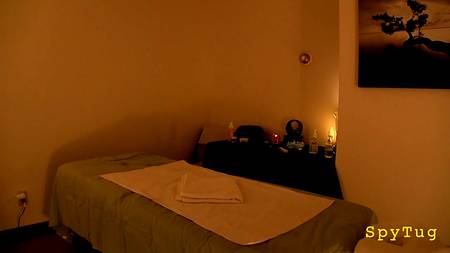 Массаж,как по объявлениям снятый скрытой камерой!