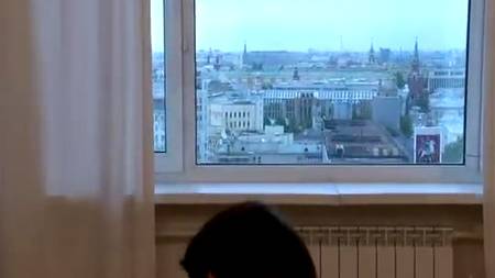 Лесбийские забавы с золотым дилдо