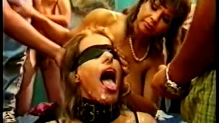 Залили телку спермой