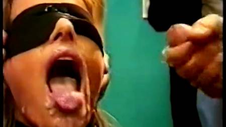 Залили телку спермой