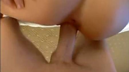 Брук снимает усталость сексом