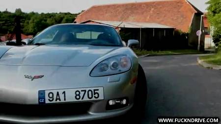 Страстный анал на мотоцикле