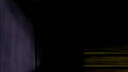 Профессор университета трахает миленькую горничную