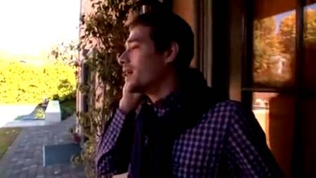 Вибратор - хороший подарок, но член лучше