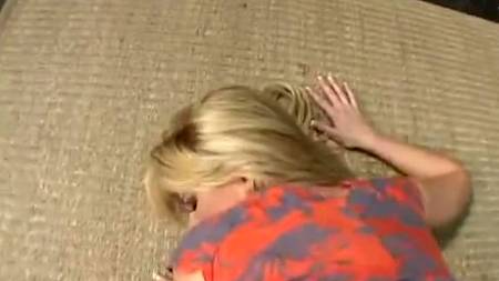 Трах в книжном магазине