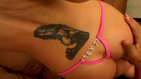 Доярка Кристал хочет трахаться