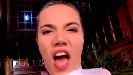 Сэнди была жестко оттрахана в жопу