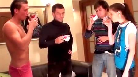 Студентку натянули на три ствола