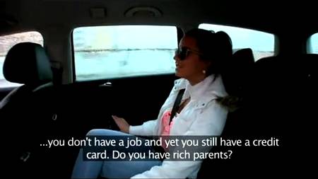 Заработала и натрахалась, не снимая трусиков