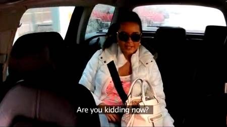 Заработала и натрахалась, не снимая трусиков