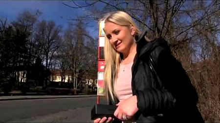 Одна отказала, зато вторая дала