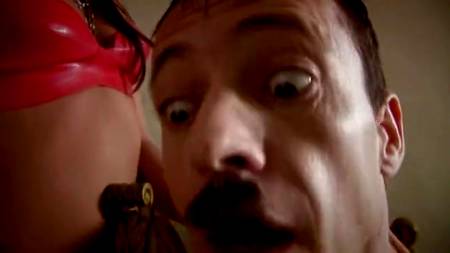 Раб трахает в жопу своих хозяек