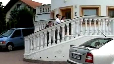 Нетривиальный разврат втроем