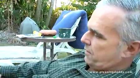 Как приятно вспомнить молодость с красивой телкой