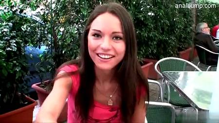 Турист любит заниматься профессиональным пикапом