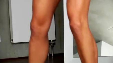 Пышная блондинка подарила ухажеру анальное родео