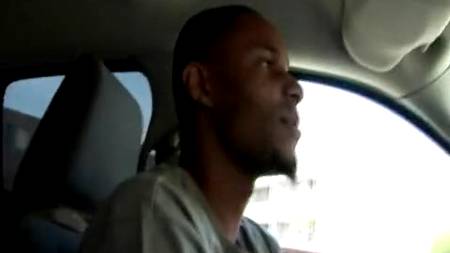 Белая куколка переспала с накачанным чернокожим парнем