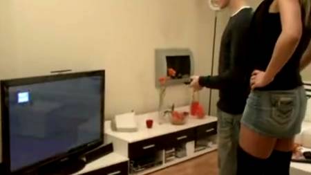 Заманила и соблазнила