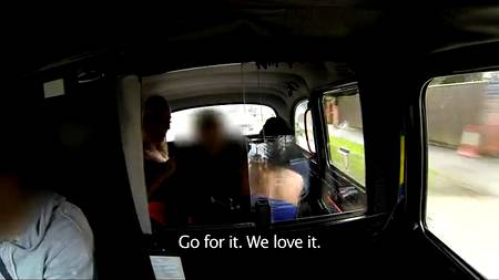 Групповая оргия в такси