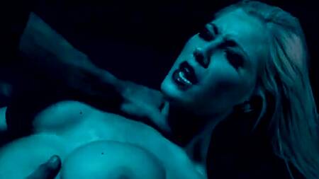 Телки в подвале доминируют над послушными мужиками