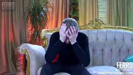 Воспользовалась моментом и соблазнила печального парня