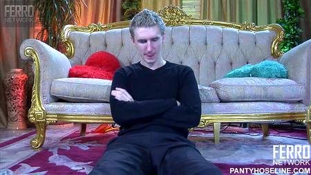 Воспользовалась моментом и соблазнила печального парня