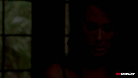 Первый лесбийский опыт молодой блондинки с опытной милфой