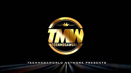 Русский пацан доставляет девушке удовольствие большим членом