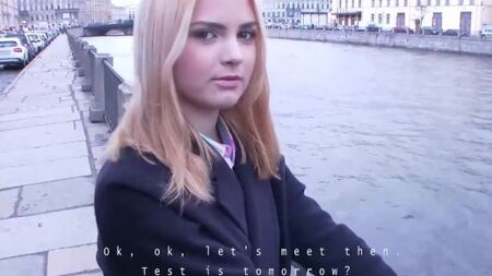 Похотливый пацан накормил спермой русскую молодую девку