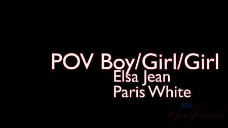 Сексапильная блондинка слизывает теплую сперму с пизды подружки