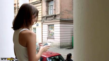 Русская красавица судорожно кончает от действий умелого пихаря