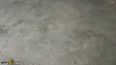 Порно агент ебет за деньги русскую девушку от первого лица