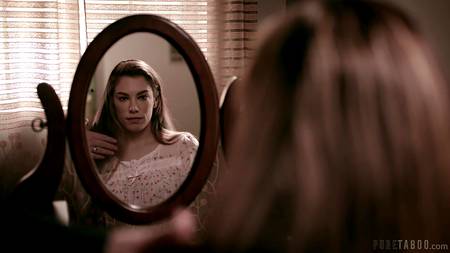 Медбрат дрючит в больнице двух нимфоманок с огромными сиськами