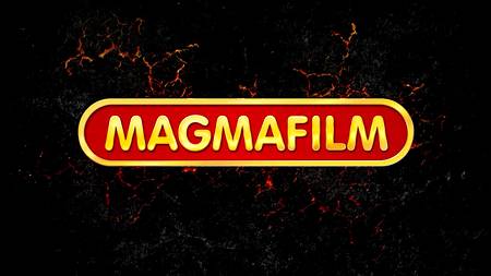 Два мужика отымели на работе длинноногую зрелую нимфоманку