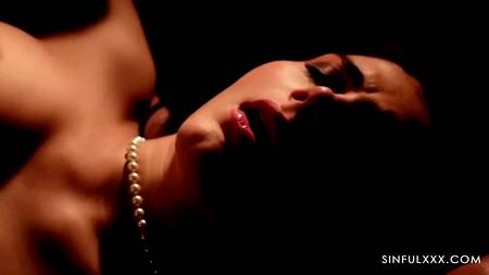 Фильм: Соблазненные Боссом (с русским переводом)