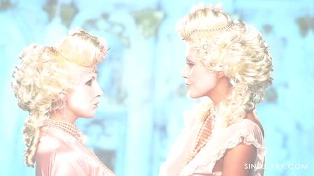 Фильм: Свидание в Слепую Свингер Клуб