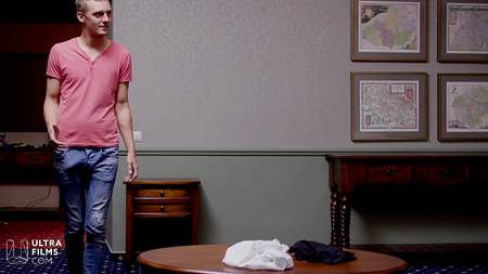 Вылизали киску и страстно трахнули в два члена рыжеволосую молодуху